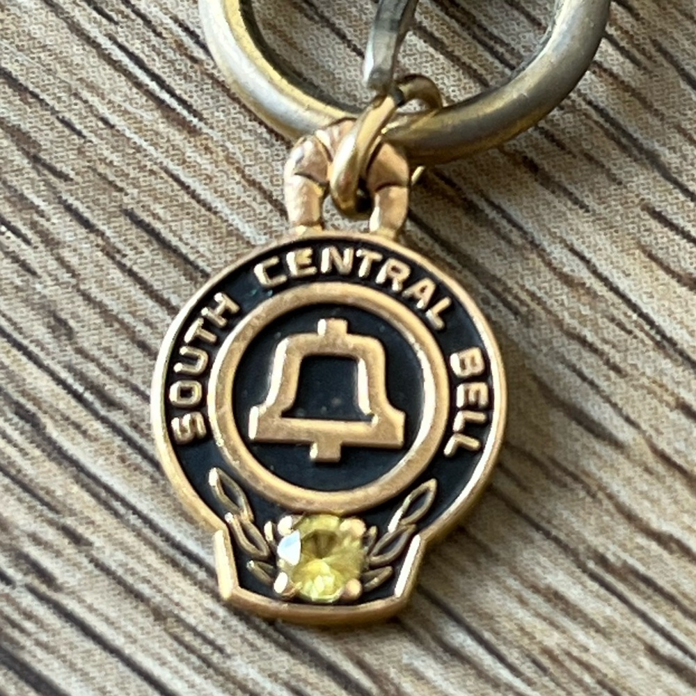 SOUTH CENTRAL BELL 10K Yellow Gold Emblem Employee Service Pendant
